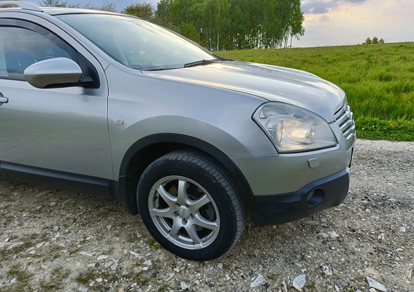 Nissan Qashqai+2 cena 30000 przebieg: 265000, rok produkcji 2009 z Rzeszów małe 232